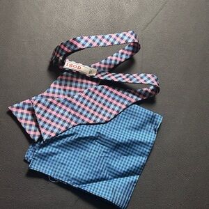Izod Pink and Blue Checkered Bow Tie Set
